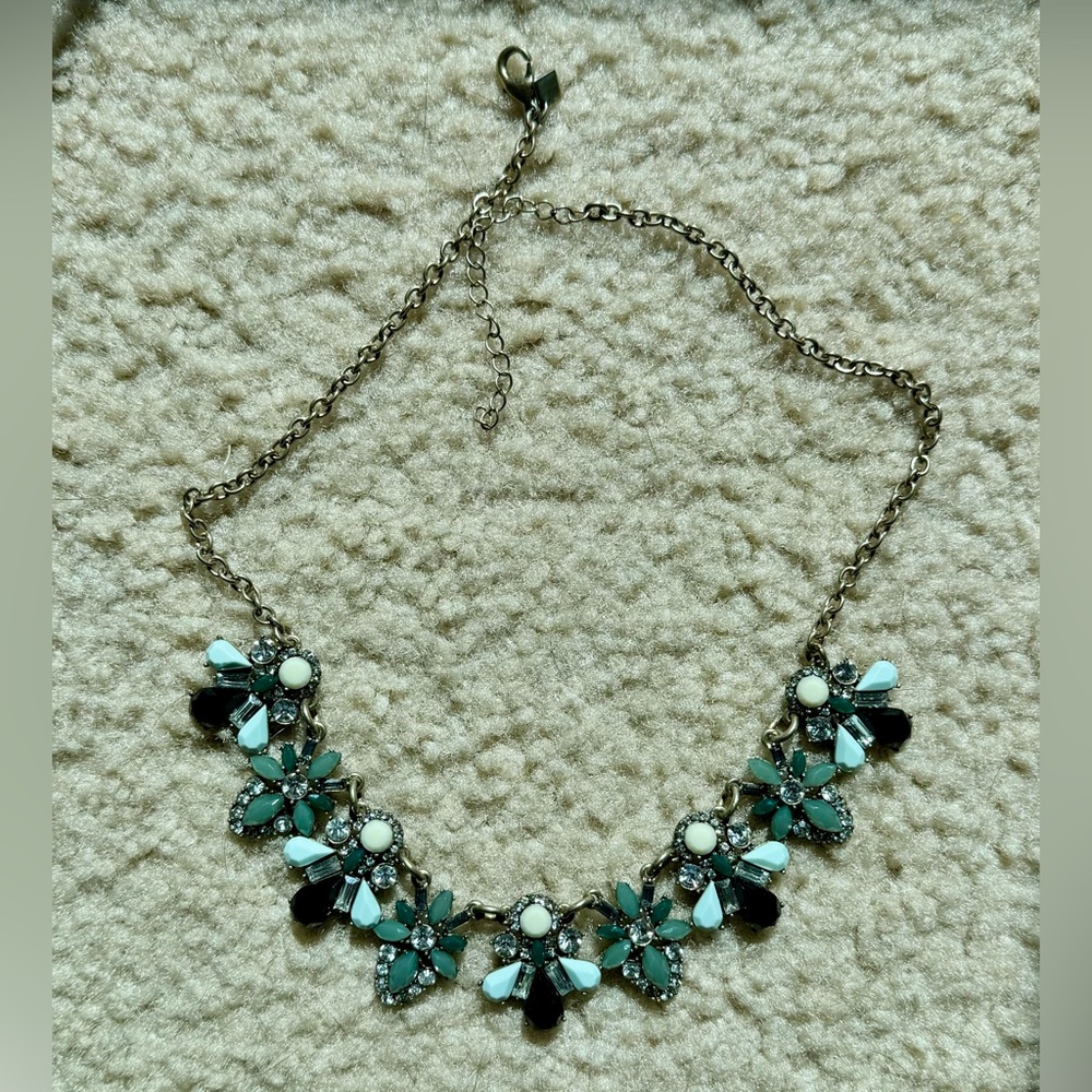Banana Republic statement necklace